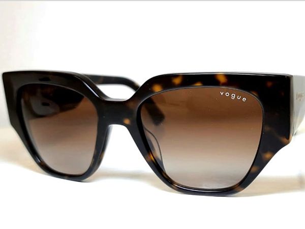 Occhiali da sole vogue Modena