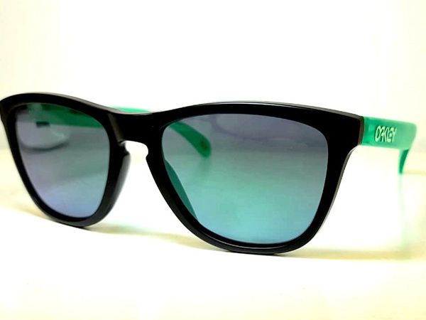 Vendita oakley Modena